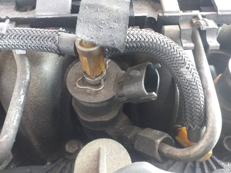 Recambio de inyector para peugeot partner kasten confort l2 referencia OEM IAM 0445110311  