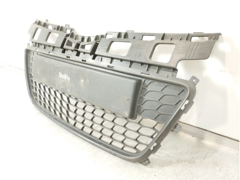 Recambio de rejilla paragolpes delantero para hyundai i30 comfort referencia OEM IAM 865612R000 865802R000 