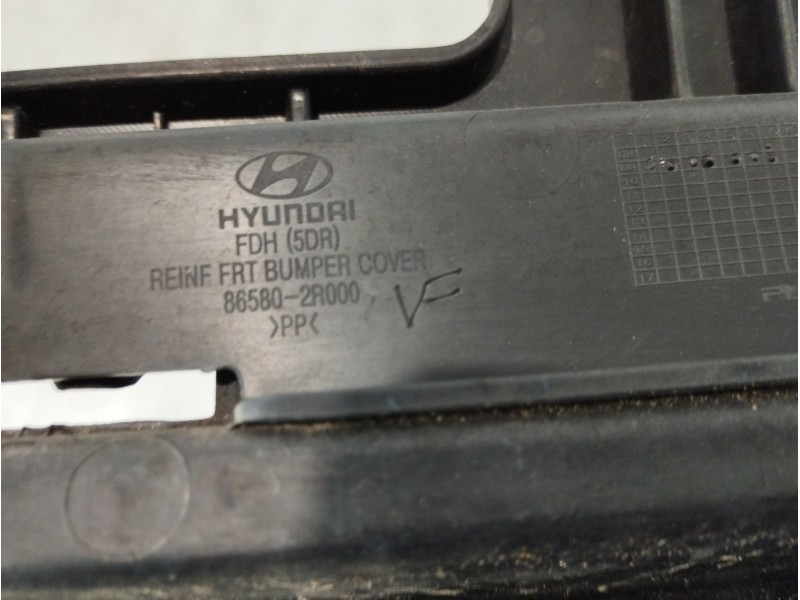 Recambio de rejilla paragolpes delantero para hyundai i30 comfort referencia OEM IAM 865612R000 865802R000 