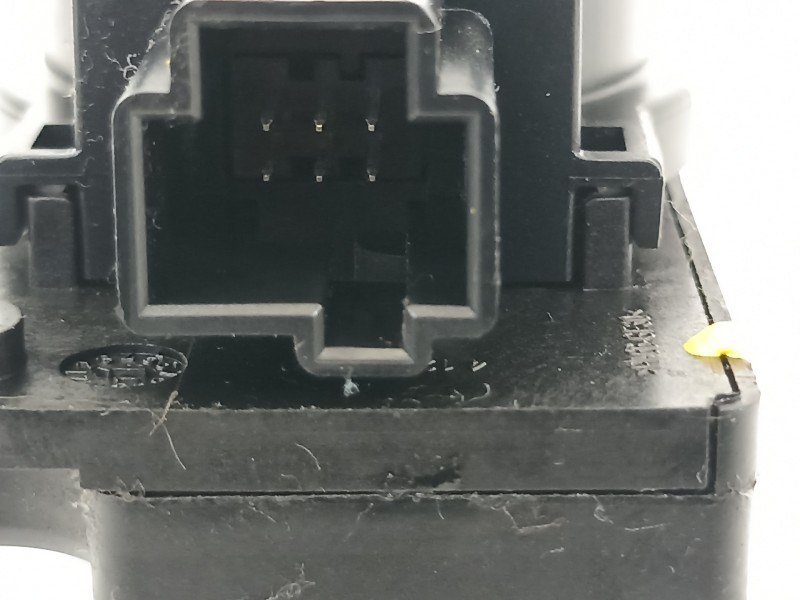 Recambio de motor apertura trampillas climatizador para ford focus lim. titanium referencia OEM IAM AV6N19E616AA  