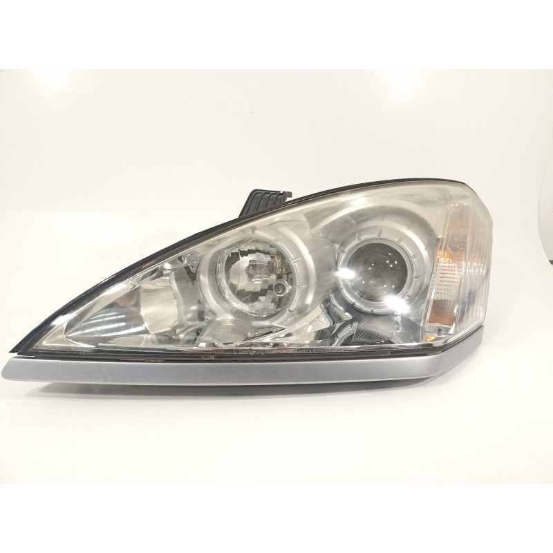 Recambio de faro izquierdo para ssangyong kyron 200 xdi limited referencia OEM IAM 8310309101  