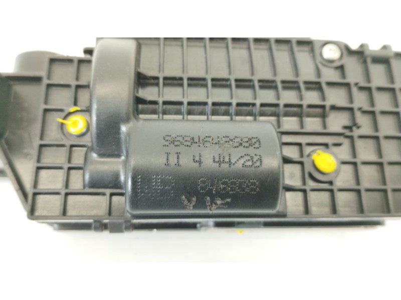 Recambio de cerradura maletero / porton para peugeot 208 (2020) n208 active referencia OEM IAM 9684648680  