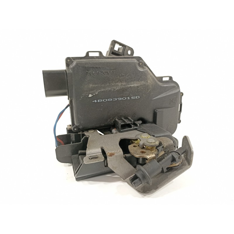 Recambio de cerradura puerta trasera izquierda para audi a4 berlina (8e) 2.5 tdi quattro (132kw) referencia OEM IAM 4B0839015D  