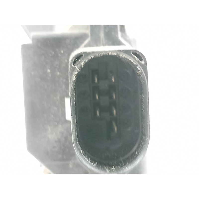 Recambio de cerradura puerta trasera izquierda para audi a4 berlina (8e) 2.5 tdi quattro (132kw) referencia OEM IAM 4B0839015D  