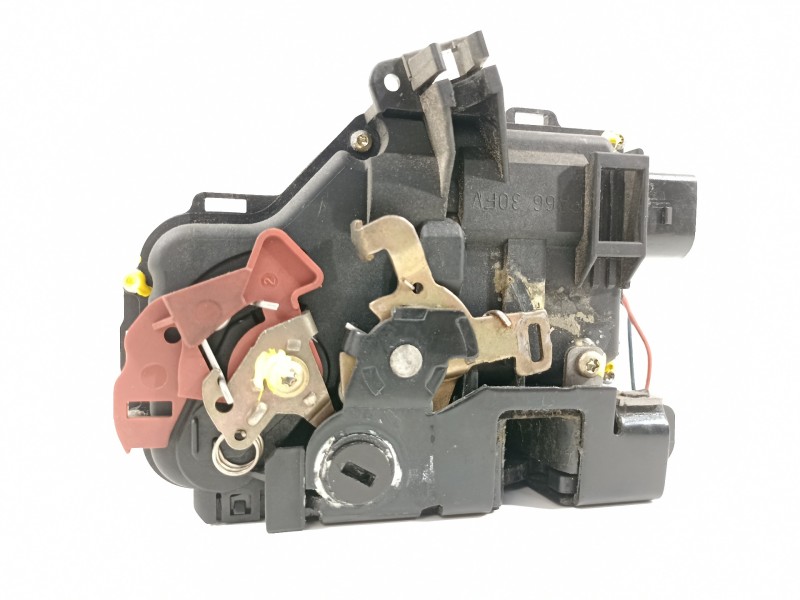Recambio de cerradura puerta trasera izquierda para audi a4 berlina (8e) 2.5 tdi quattro (132kw) referencia OEM IAM 4B0839015D  