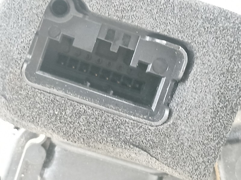 Recambio de cerradura puerta delantera izquierda para volkswagen t-roc advance referencia OEM IAM 5TB837015A  