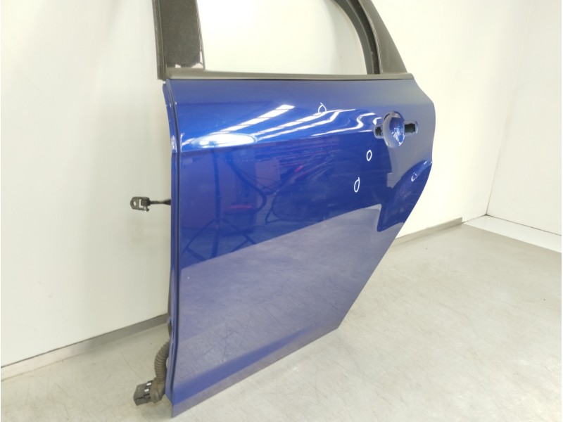 Recambio de puerta trasera izquierda para ford focus lim. titanium referencia OEM IAM BM5  