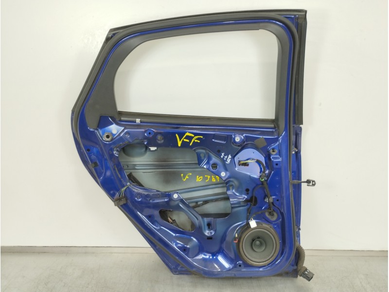 Recambio de puerta trasera izquierda para ford focus lim. titanium referencia OEM IAM BM5  