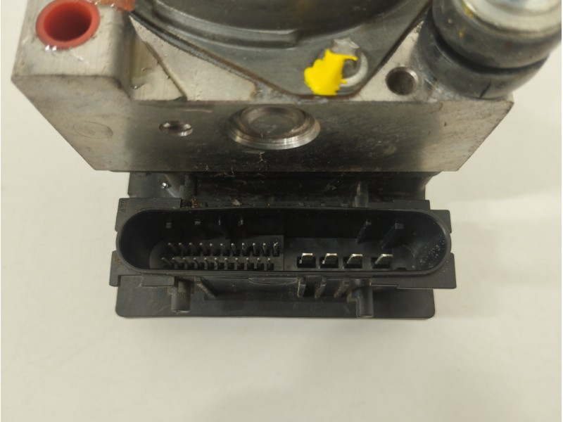 Recambio de abs para renault clio iii authentique referencia OEM IAM 8200747140  