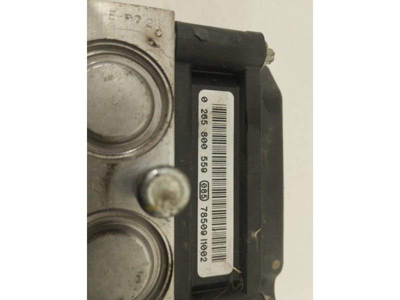 Recambio de abs para renault clio iii authentique referencia OEM IAM 8200747140  