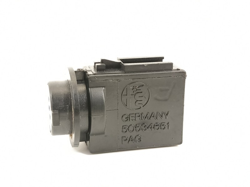 Recambio de sensor para alfa romeo stelvio (630) quadrifoglio 4wd referencia OEM IAM 50534651  