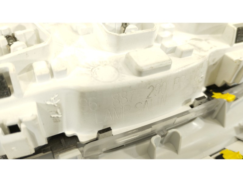 Recambio de luz interior para peugeot 208 (2020) n208 active referencia OEM IAM 96887290PR 9825205380 