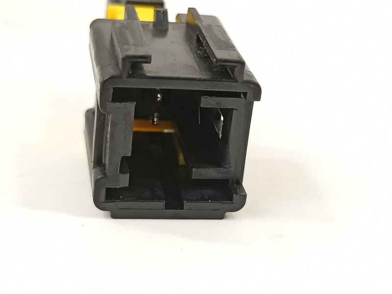 Recambio de cinturon seguridad trasero para alfa romeo stelvio (630) quadrifoglio 4wd referencia OEM IAM 156136322  