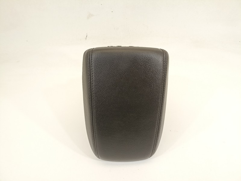 Recambio de apoyabrazos central para ford focus lim. titanium referencia OEM IAM 1427468XCB  