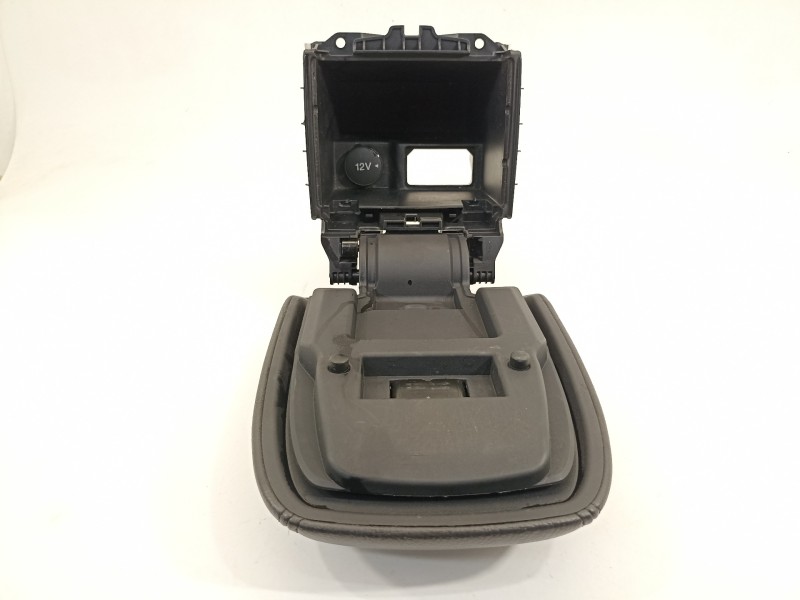 Recambio de apoyabrazos central para ford focus lim. titanium referencia OEM IAM 1427468XCB  