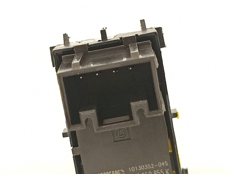 Recambio de mando elevalunas trasero derecho para volkswagen t-roc advance referencia OEM IAM 5G0959855K  