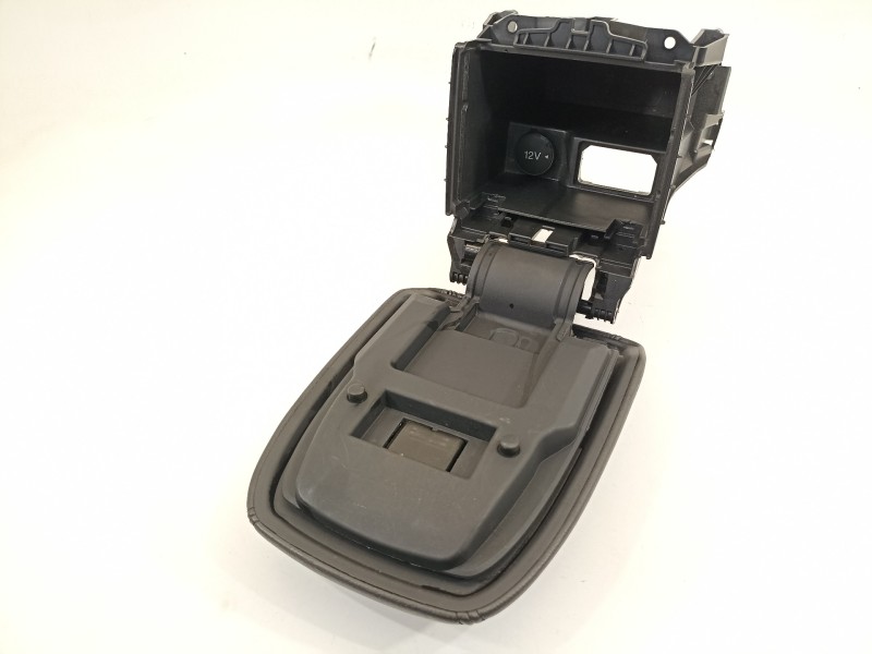 Recambio de apoyabrazos central para ford focus lim. titanium referencia OEM IAM 1427468XCB  