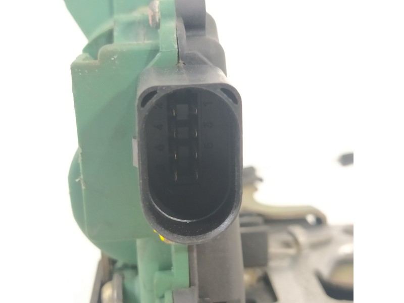 Recambio de cerradura puerta delantera izquierda para volkswagen passat berlina (3b3) edition referencia OEM IAM 3B4839015A  