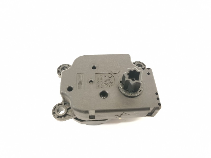 Recambio de motor apertura trampillas climatizador para ford focus lim. titanium referencia OEM IAM AV6N19E616AA  