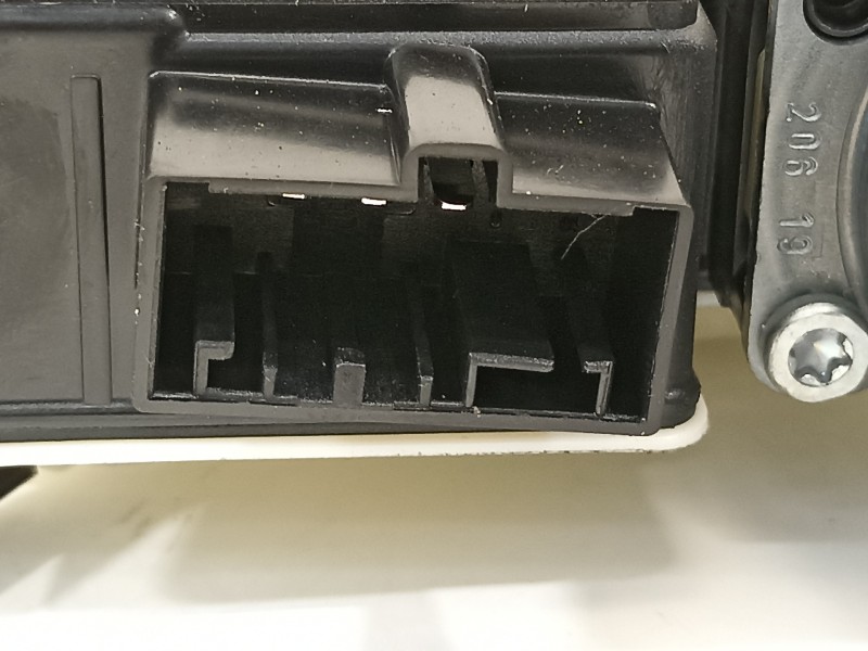 Recambio de elevalunas trasero derecho para volkswagen t-roc advance referencia OEM IAM 2GA839462G 5Q0959408 