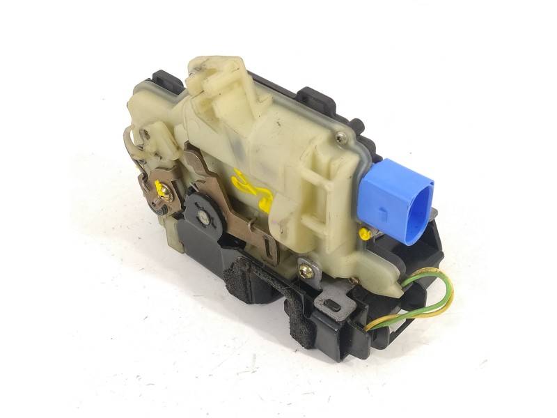 Recambio de cerradura puerta delantera izquierda para volkswagen polo (9n3) advance referencia OEM IAM 3B1837015AM  