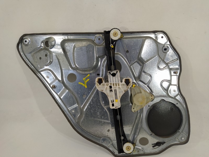 Recambio de elevalunas trasero derecho para volkswagen polo (9n3) advance referencia OEM IAM 6Q4839402E 6Y0959812 