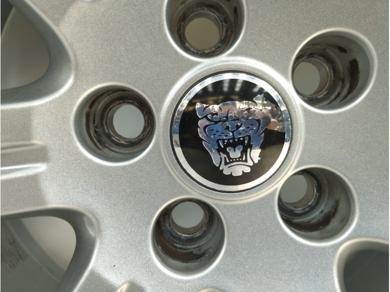 Recambio de llanta para jaguar xk coupé/convertible 4.2 v8 32v cat referencia OEM IAM 6W831007AB  