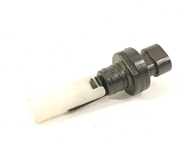 Recambio de sensor para alfa romeo stelvio (630) quadrifoglio 4wd referencia OEM IAM 71740989 432866275 