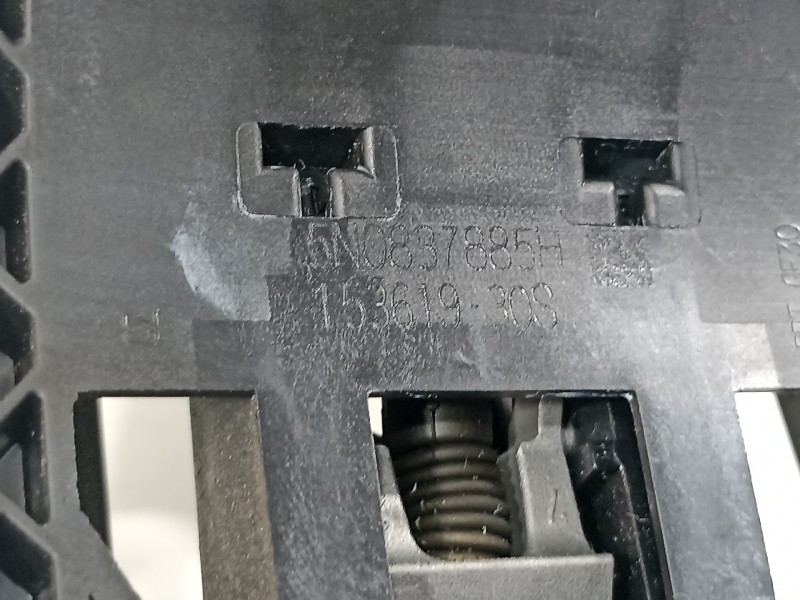 Recambio de maneta exterior delantera izquierda para volkswagen t-roc advance referencia OEM IAM 5N0837885H 5G0837205N 