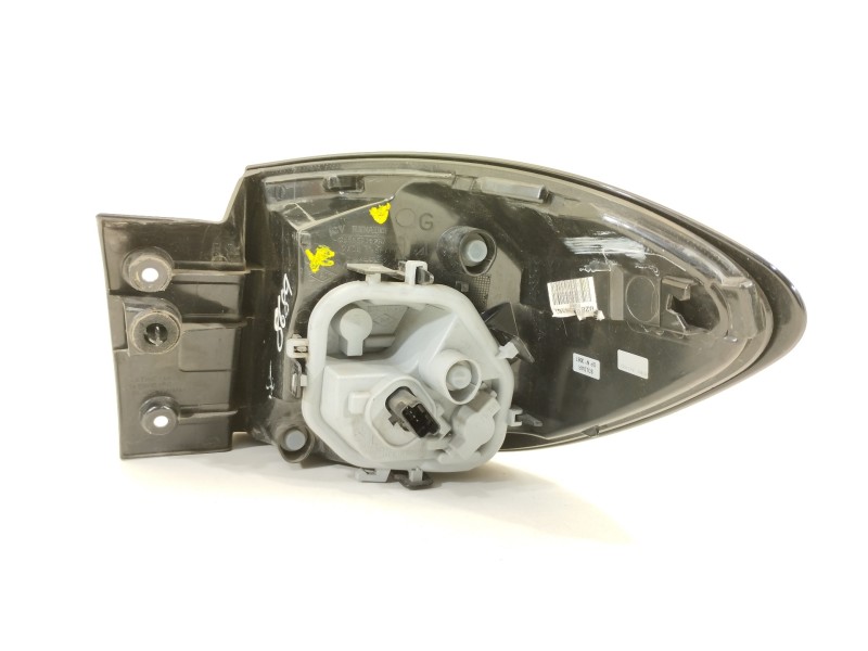 Recambio de piloto trasero izquierdo para renault captur intens referencia OEM IAM 265557367R  