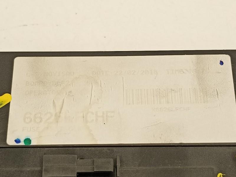 Recambio de caja reles / fusibles para ford focus lim. titanium referencia OEM IAM AV6T14K131AD  