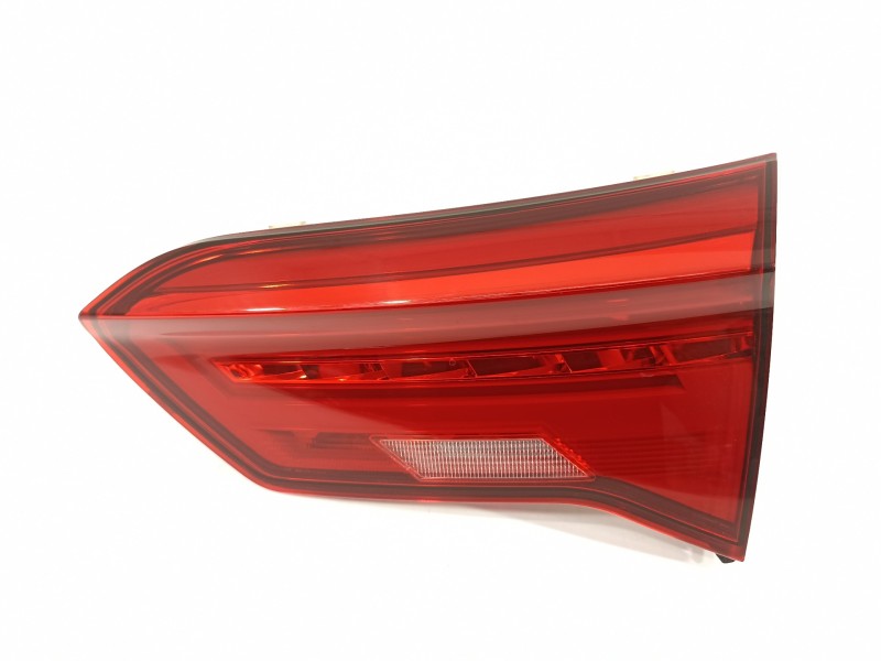 Recambio de piloto trasero derecho en porton para volkswagen t-roc advance referencia OEM IAM 2GA945094  