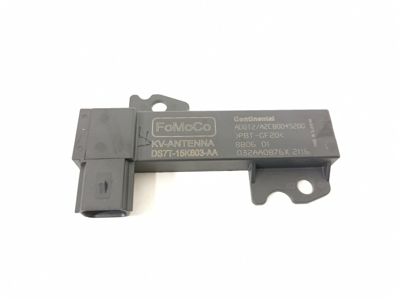 Recambio de antena para ford focus lim. titanium referencia OEM IAM DS7T15K603AA  
