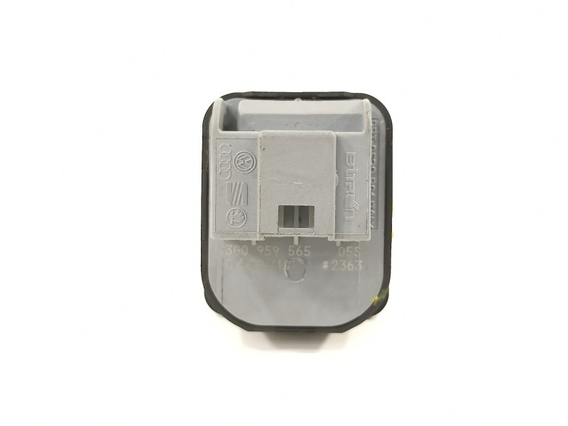 Recambio de mando retrovisor para volkswagen t-roc advance referencia OEM IAM 3G0959565  