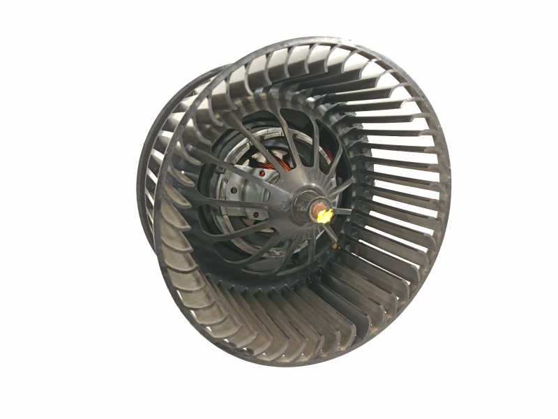 Recambio de ventilador calefaccion para ford focus lim. titanium referencia OEM IAM AV6N18456AA  