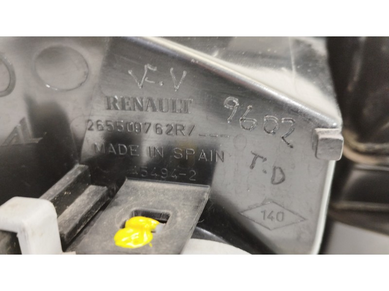 Recambio de piloto trasero derecho para renault captur adventure referencia OEM IAM 265509762R  
