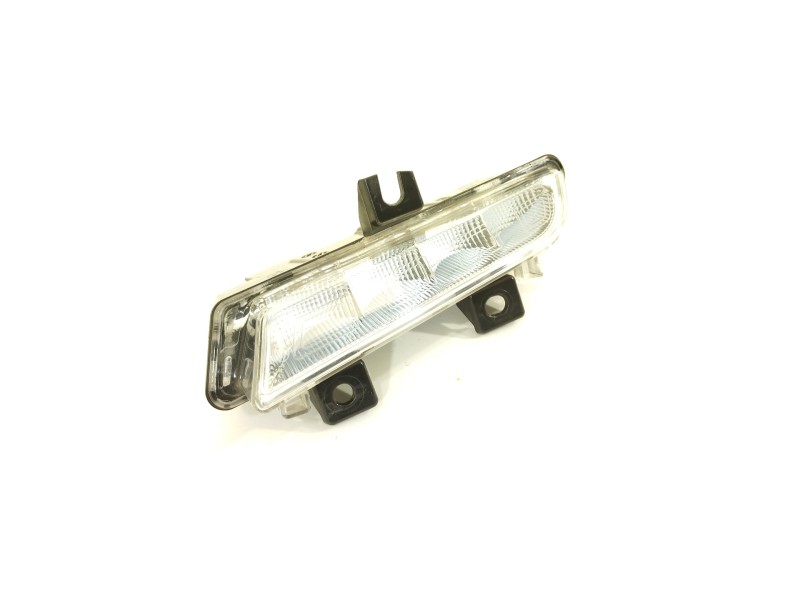 Recambio de piloto delantero derecho para renault captur adventure referencia OEM IAM 266000411R 89208541 