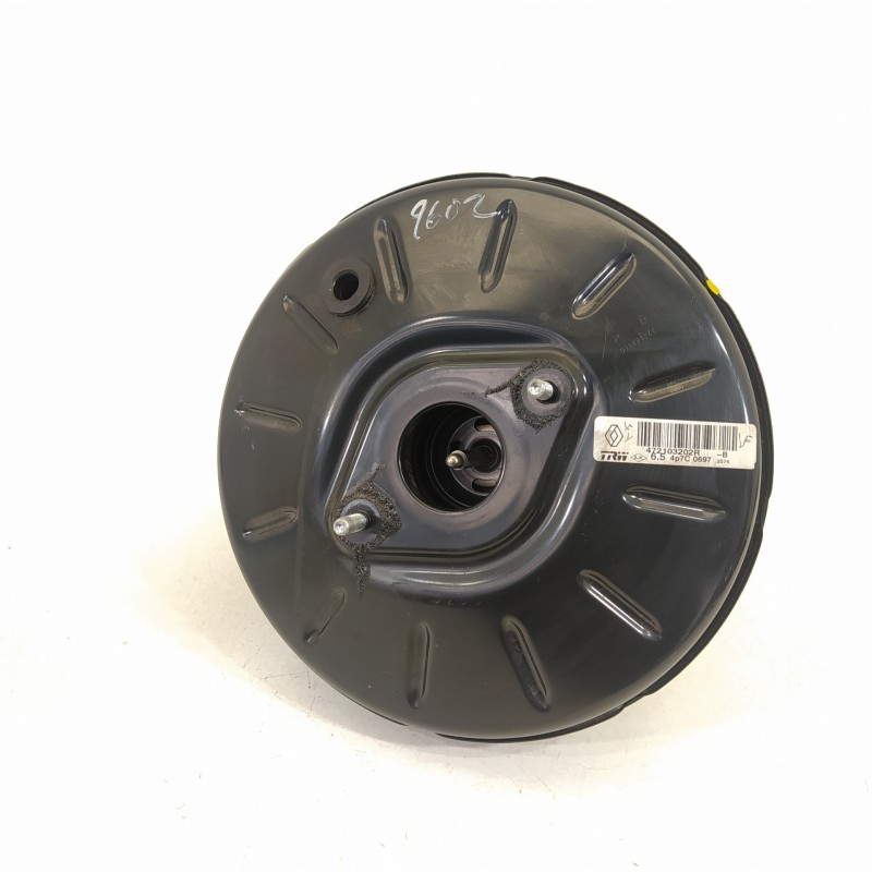 Recambio de servofreno para renault captur adventure referencia OEM IAM 472103202R  