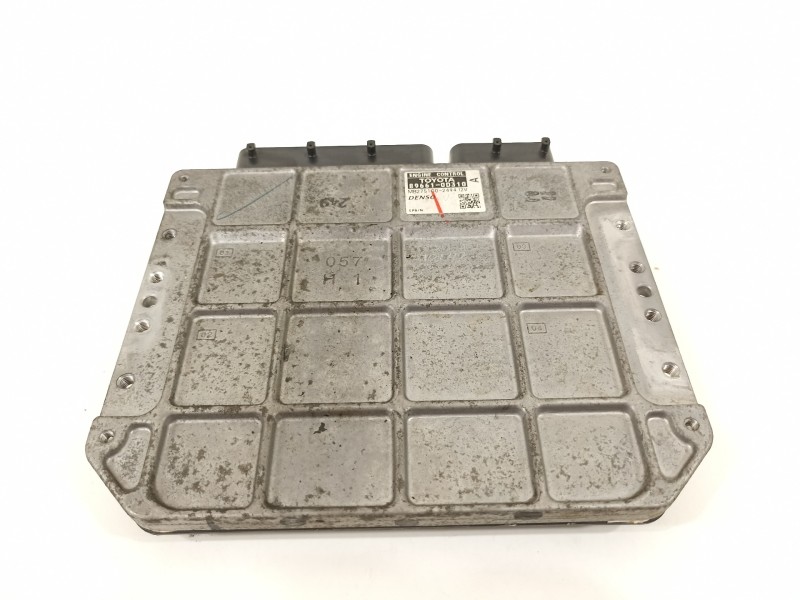 Recambio de centralita motor uce para toyota yaris (ksp9/scp9/nlp9) básico referencia OEM IAM 896610D310  