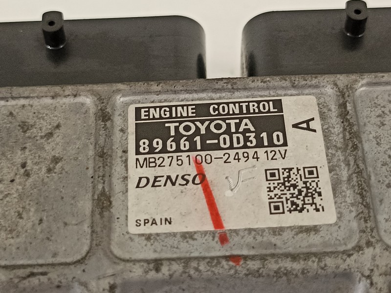 Recambio de centralita motor uce para toyota yaris (ksp9/scp9/nlp9) básico referencia OEM IAM 896610D310  