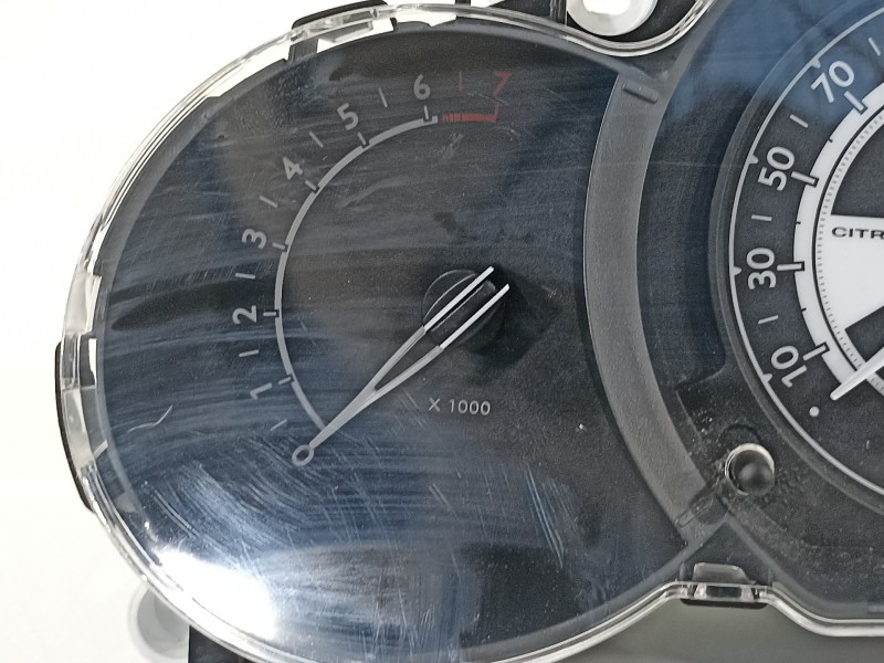 Recambio de cuadro instrumentos para citroën c3 attraction referencia OEM IAM 98041179XT  