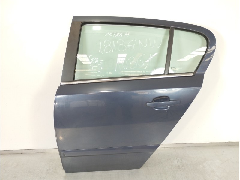 Recambio de puerta trasera izquierda para opel astra h ber. cosmo referencia OEM IAM   