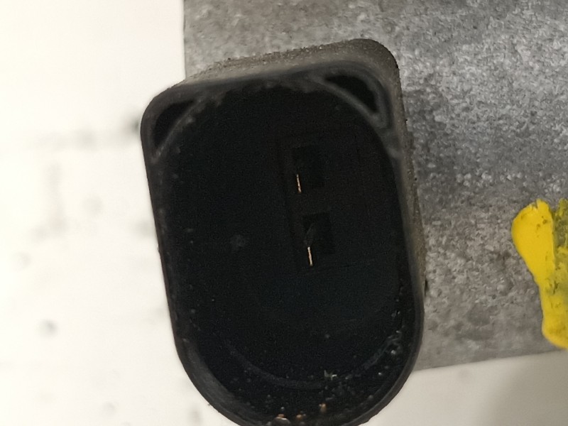 Recambio de compresor aire acondicionado para volkswagen caddy furgón/kombi furgón bluemotion referencia OEM IAM 5Q0816803B  