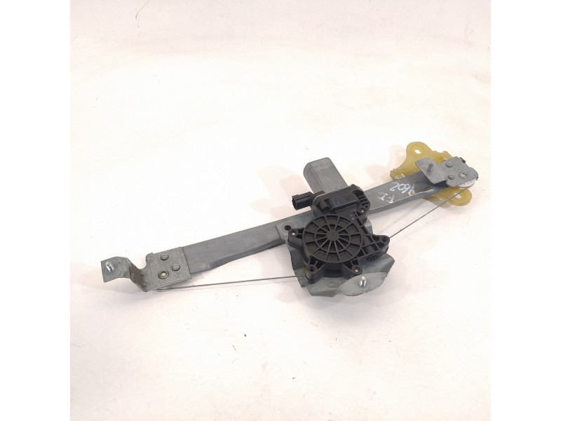 Recambio de elevalunas trasero izquierdo para renault captur adventure referencia OEM IAM 128001472B 19031060003 