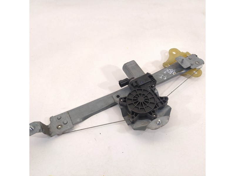 Recambio de elevalunas trasero izquierdo para renault captur adventure referencia OEM IAM 128001472B 19031060003 