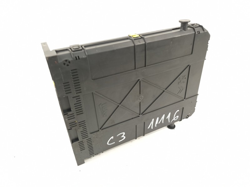 Recambio de caja reles / fusibles para citroën c3 attraction referencia OEM IAM 9666952180  