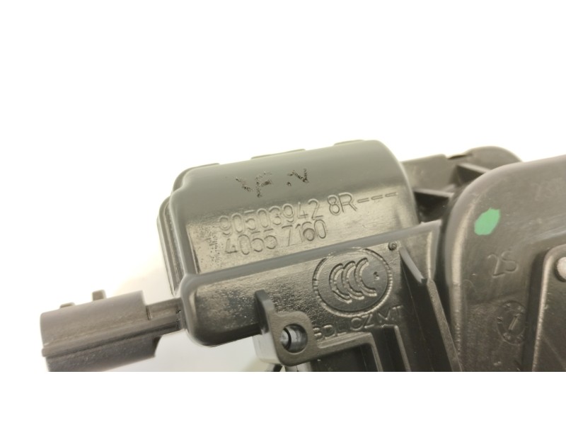 Recambio de cerradura maletero / porton para renault captur adventure referencia OEM IAM 905039428R 40557160 