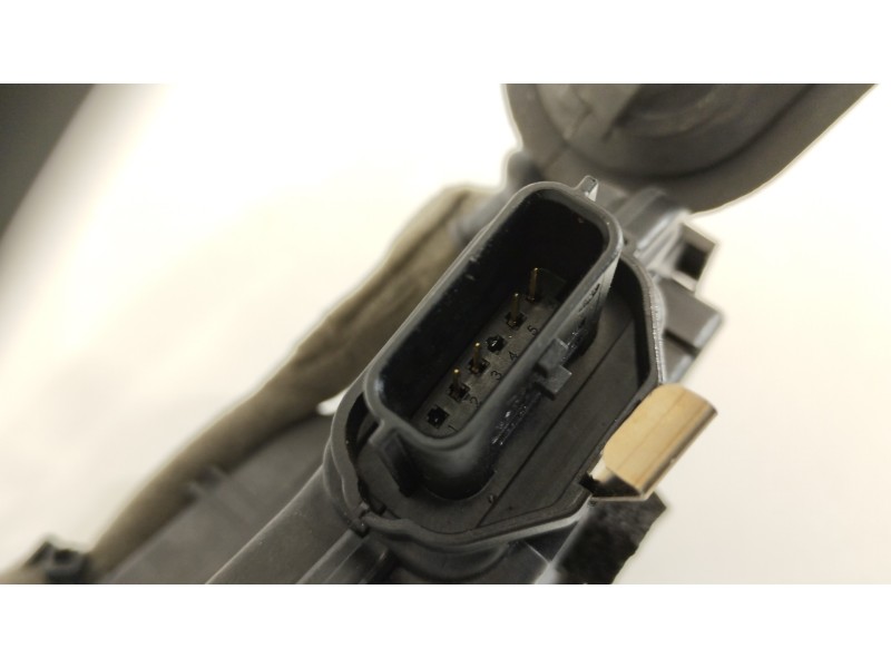 Recambio de cerradura puerta trasera derecha para renault captur adventure referencia OEM IAM 805027072R 40727224 