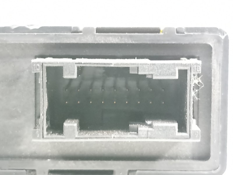 Recambio de modulo electronico para opel astra h ber. cosmo referencia OEM IAM 13228779  