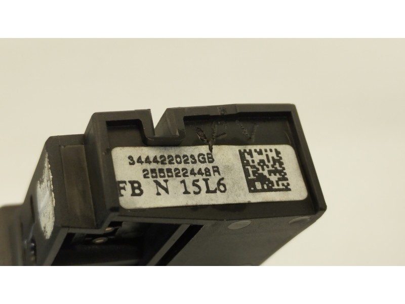 Recambio de mando multifuncion para renault captur adventure referencia OEM IAM 255522448R  